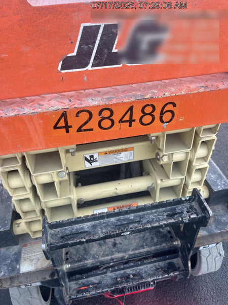 2024 JLG ES1932