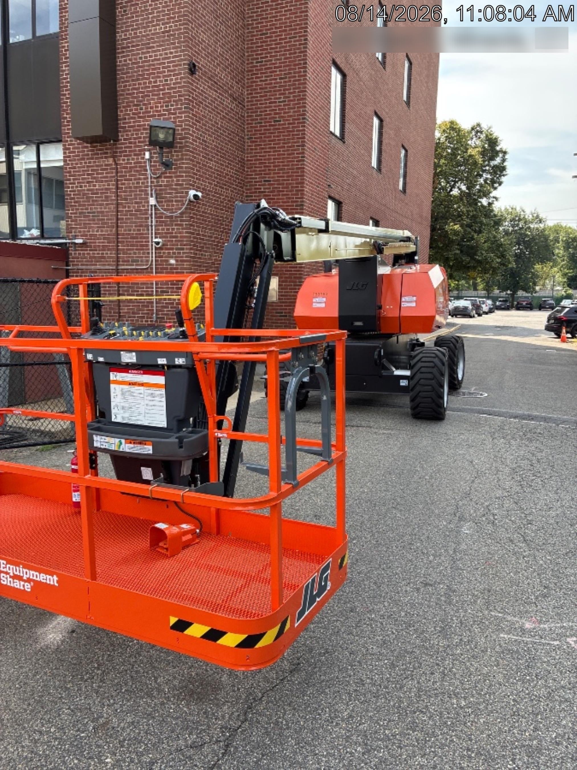 2026 JLG 800AJ