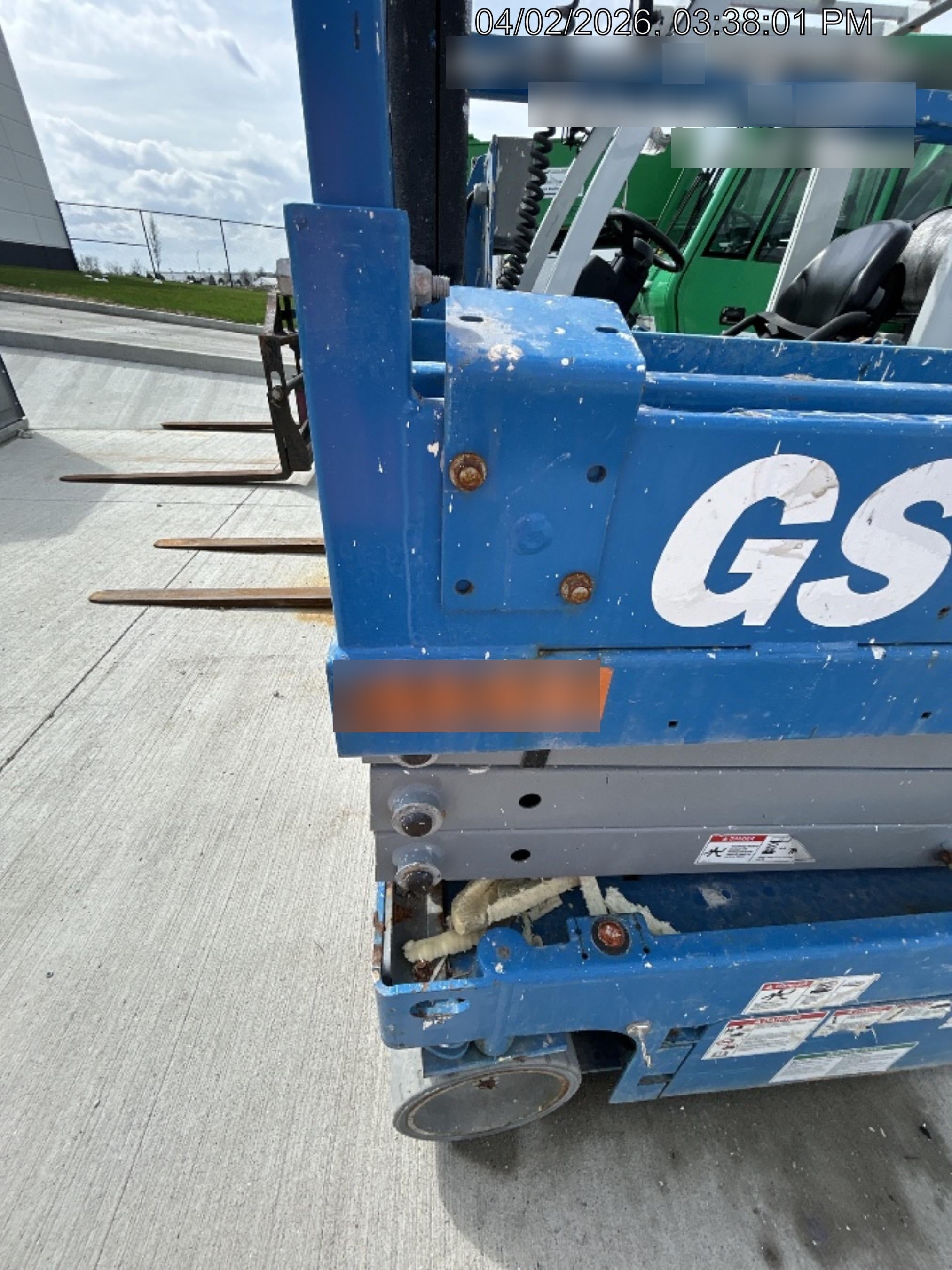 2020 Genie GS-1930 Solid Non Marking Tires, Beacon, Folding rails with half height swing gate