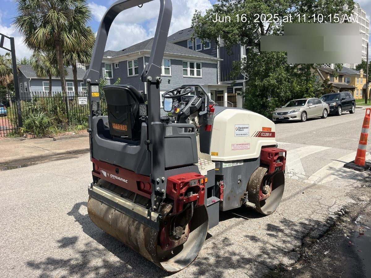 2023 DYNAPAC CC1200