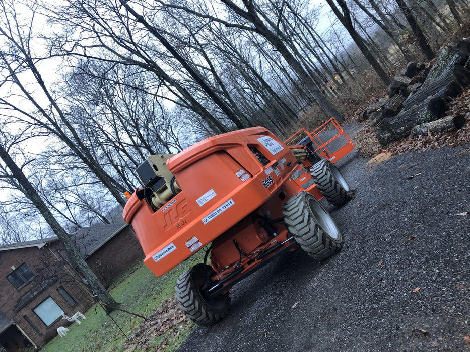 2019 JLG 600S 4WD