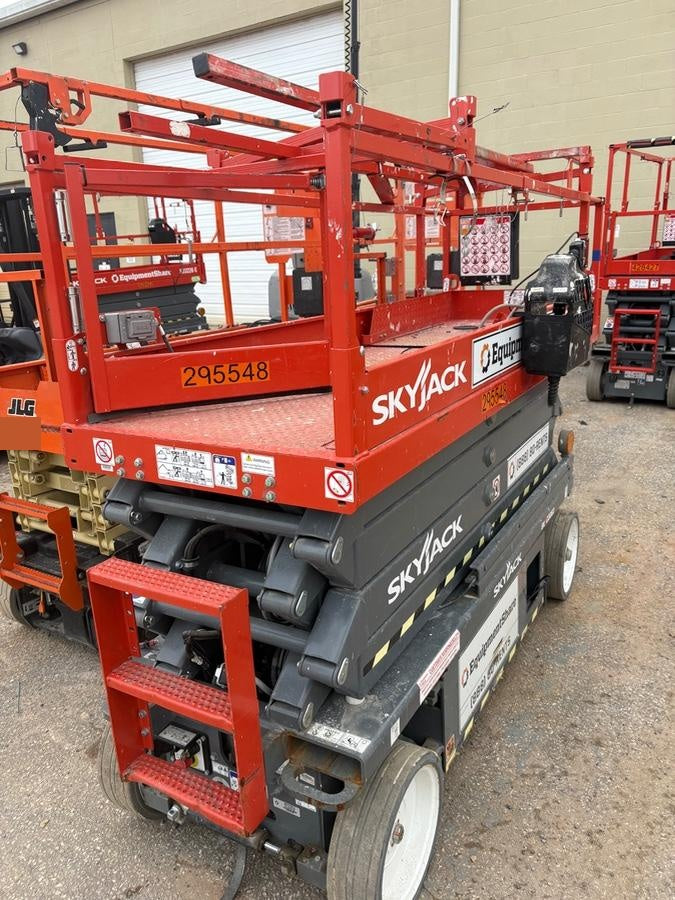 2023 SKYJACK SJ3226