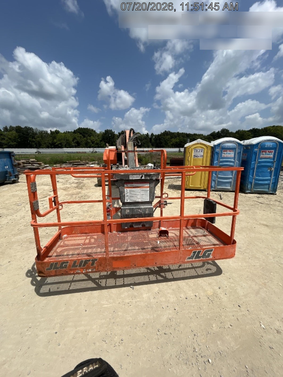 2016 JLG 660SJ