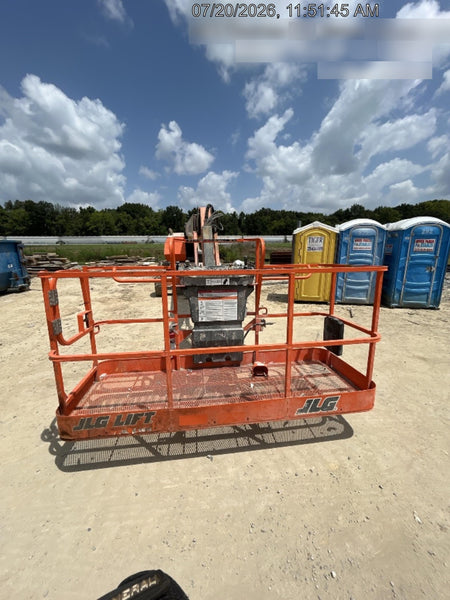 2016 JLG 660SJ