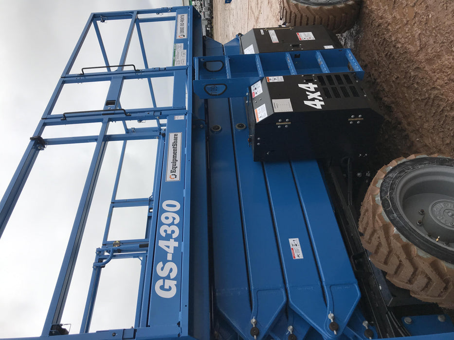 2020 GENIE GS-4390 RT