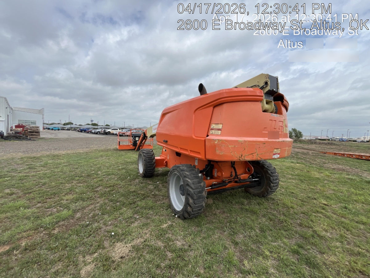 2019 JLG 660SJ