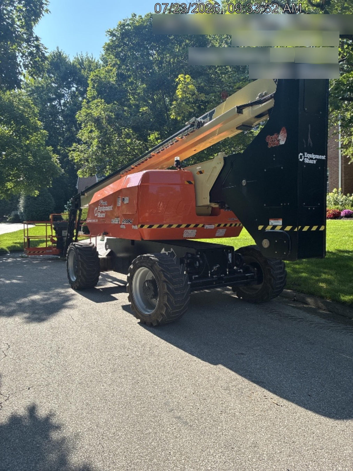 2025 JLG 800AJ