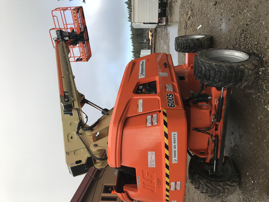 2020 JLG 600S