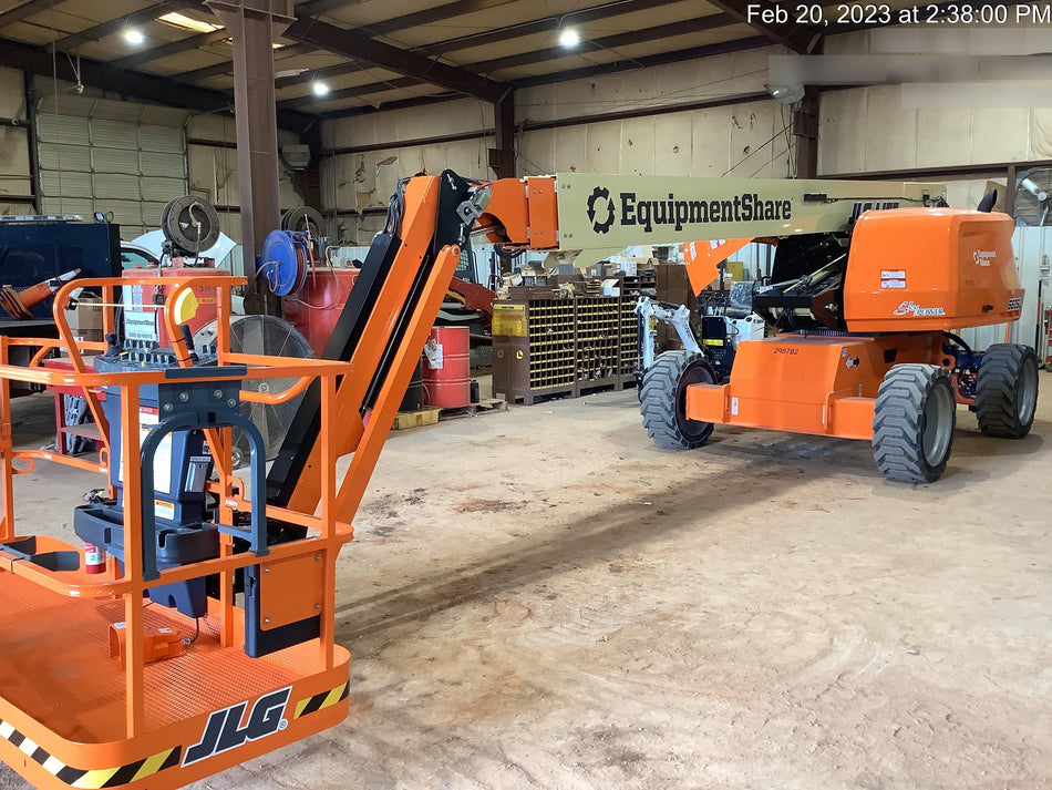 2023 JLG 660SJ
