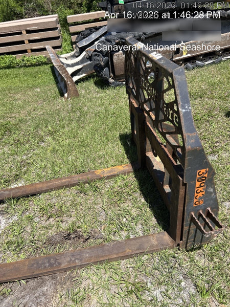 2023 PALADIN 48" Pallet Forks - Paladin