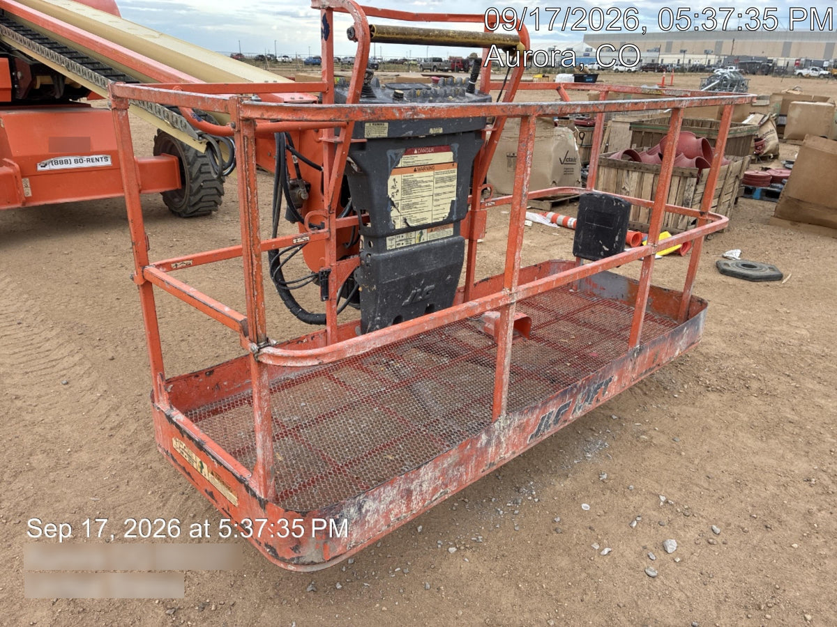 2018 JLG 600S
