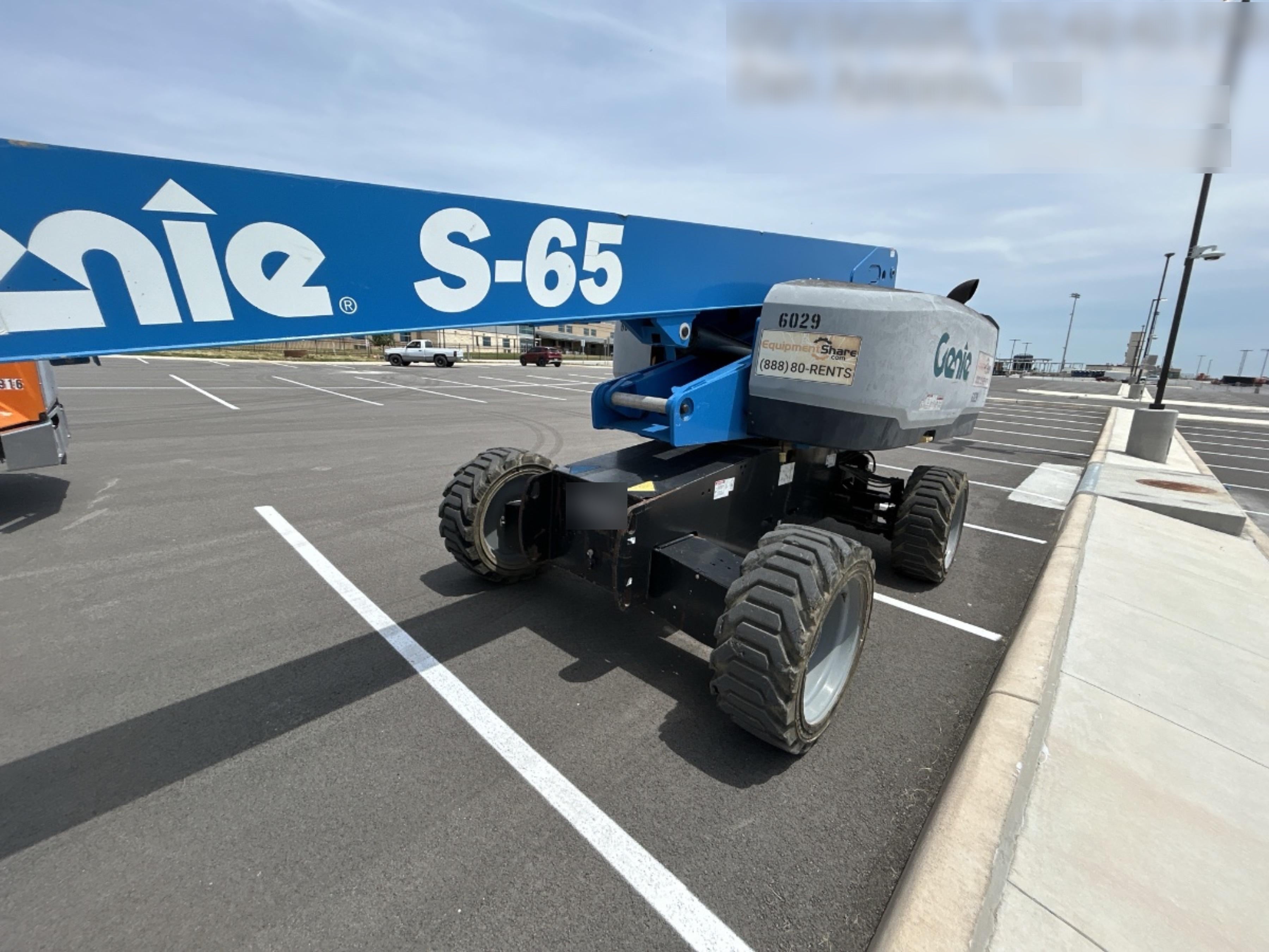 2017 GENIE S-65
