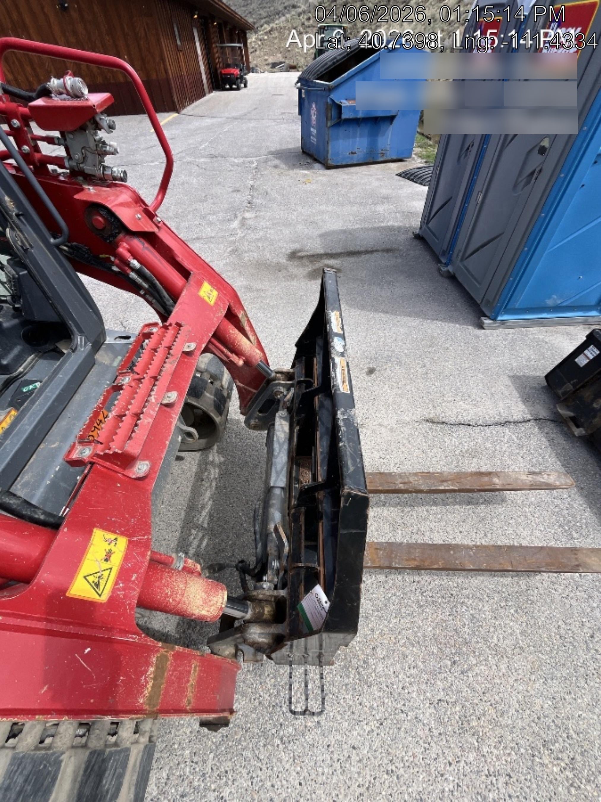 2018 ARROW MATERIAL HANDLING 48" Pallet Forks - Arrow