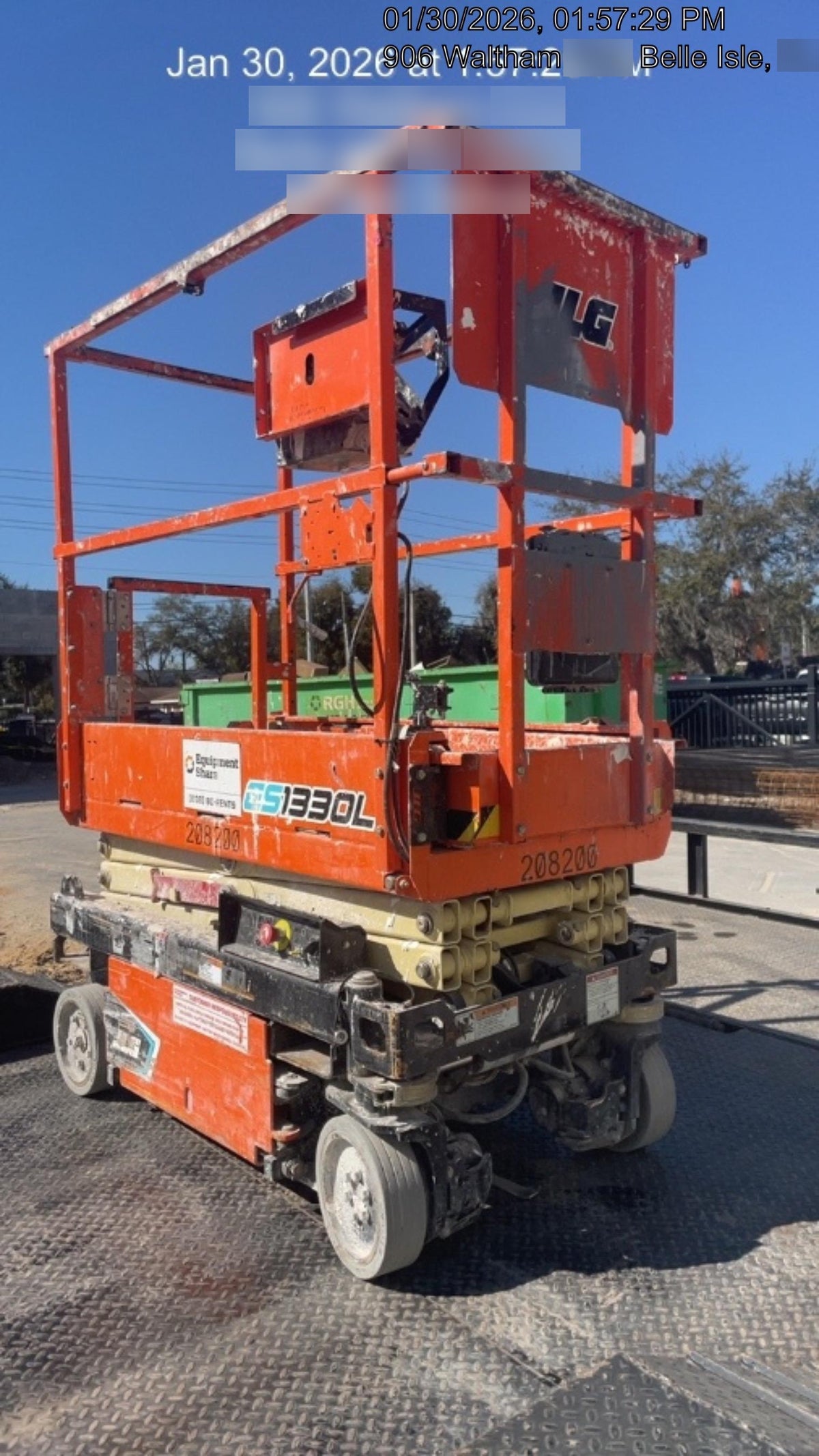 2022 JLG ES1330L
