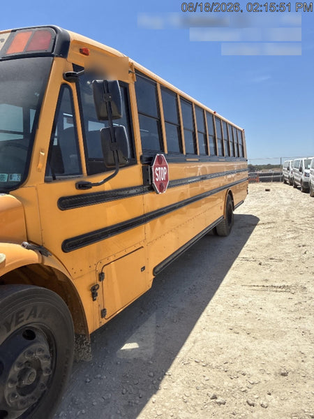 2014 FREIGHTLINER Thomas 72 Passenger Bus