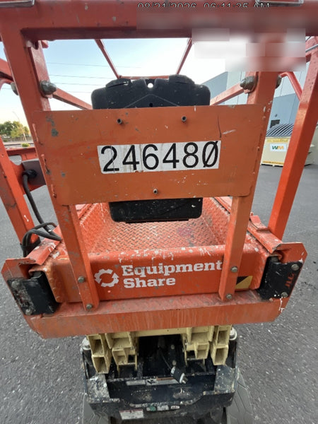 2022 JLG ES2632