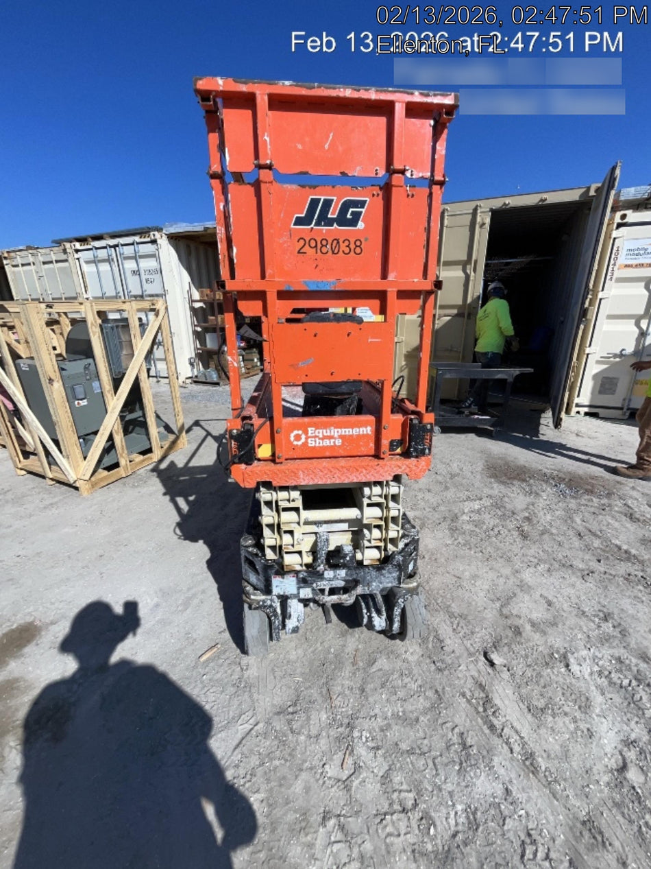 2023 JLG ES1932