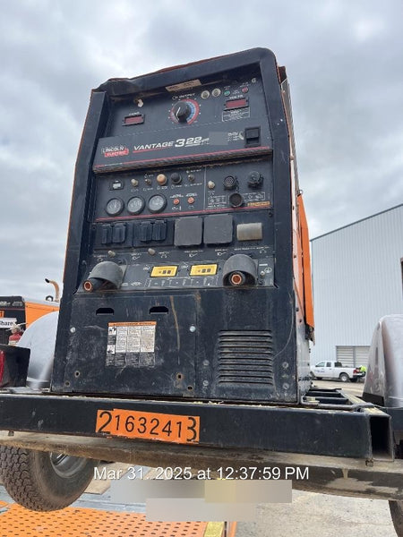 2021 Lincoln Electric Vantage 322 Vantage 322 Ready Pak 3 w/ Decals, ORANGE (includes trailer, cable rack, fender light kit) NO Telematics