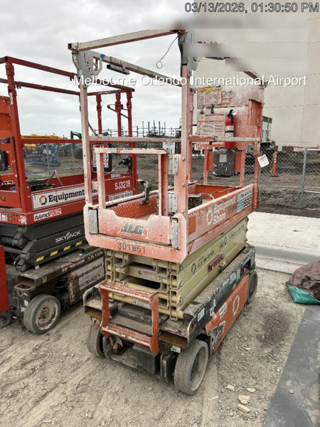 2023 JLG ES1932