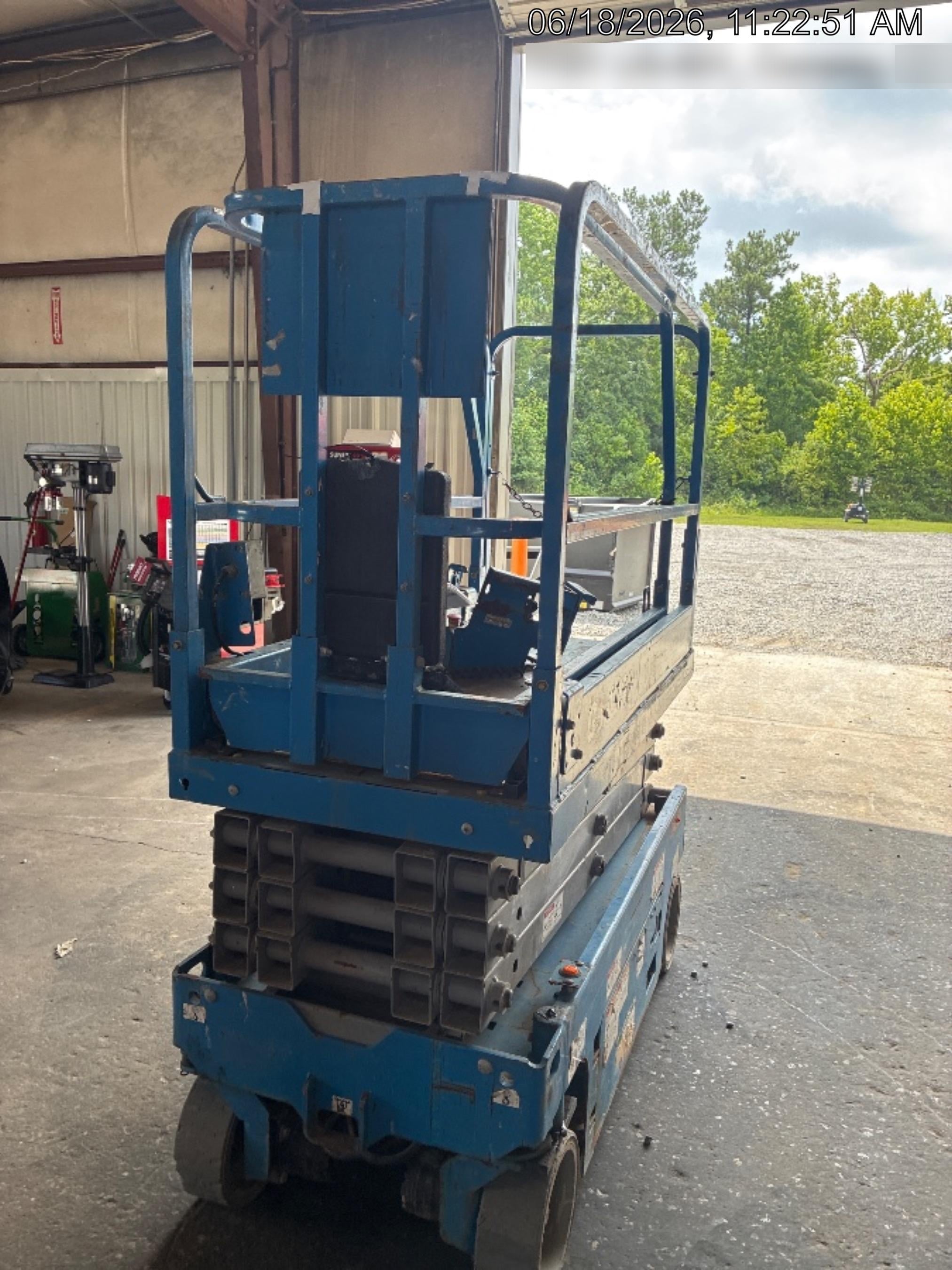 2019 Genie GS-1930 Fixed rails with chain Entry