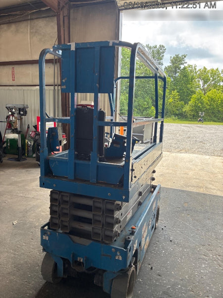 2019 Genie GS-1930 Fixed rails with chain Entry