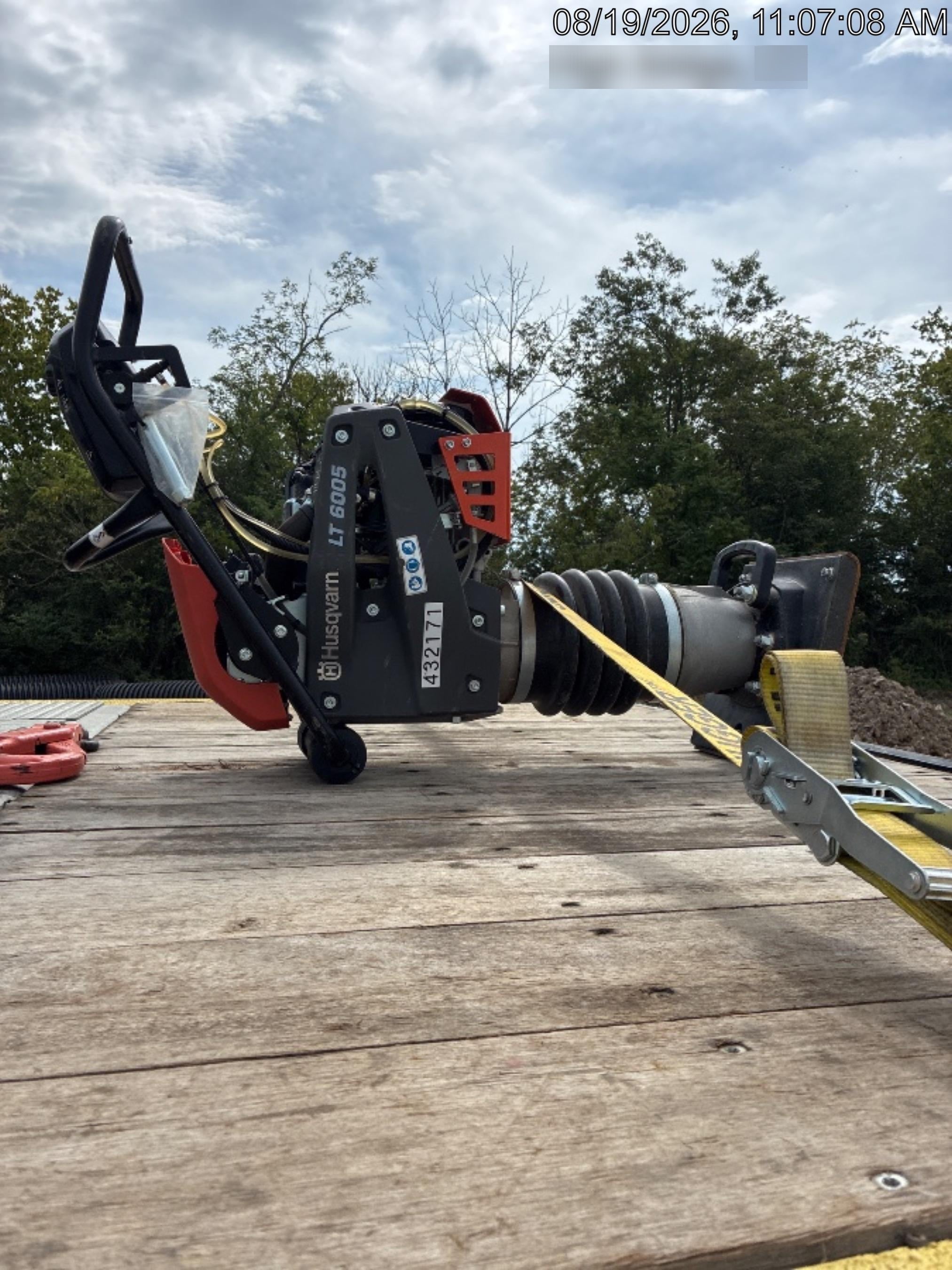 2024 HUSQVARNA LT6005