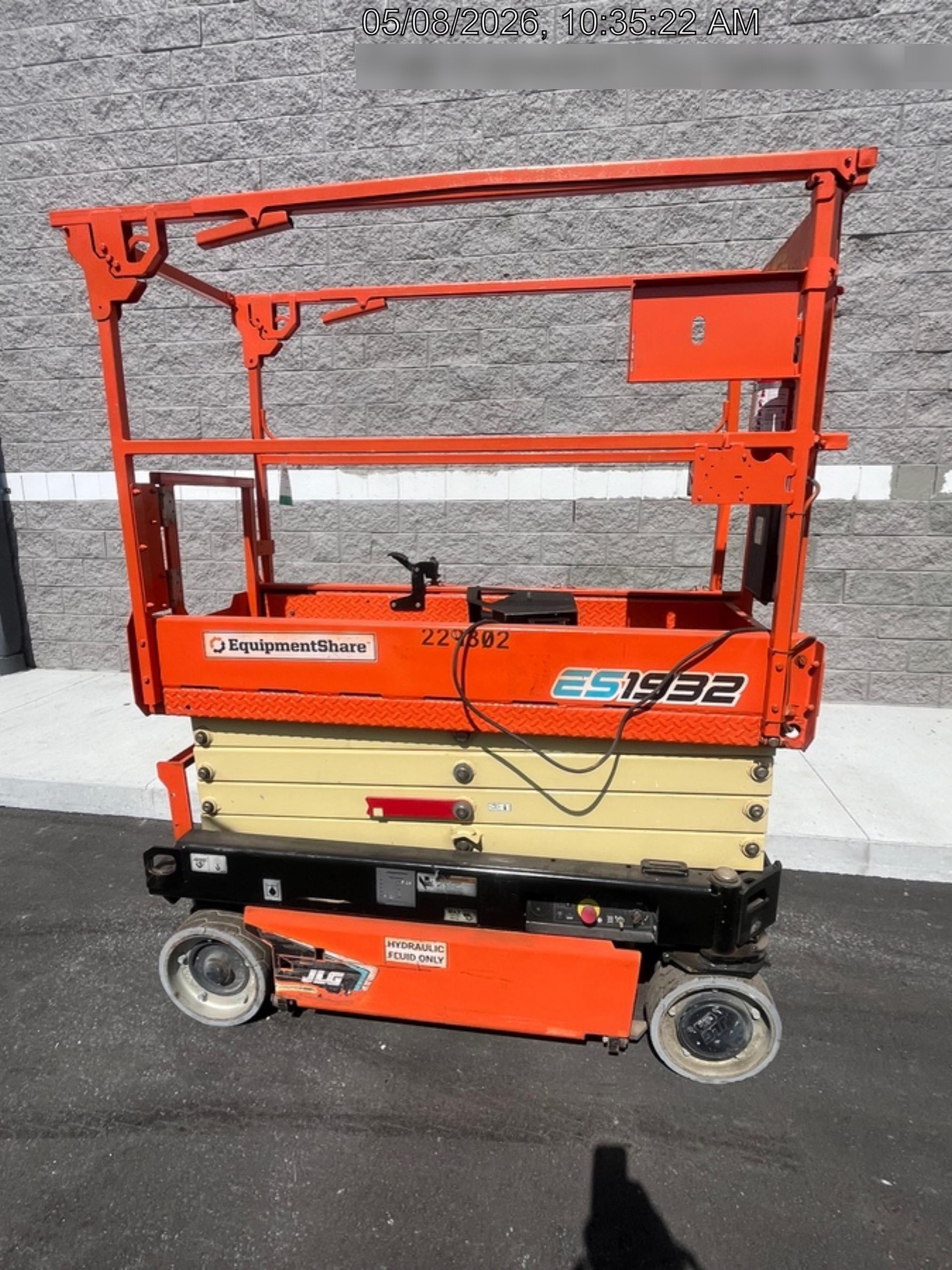 2022 JLG ES1932