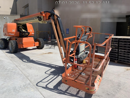 2023 JLG 660SJ