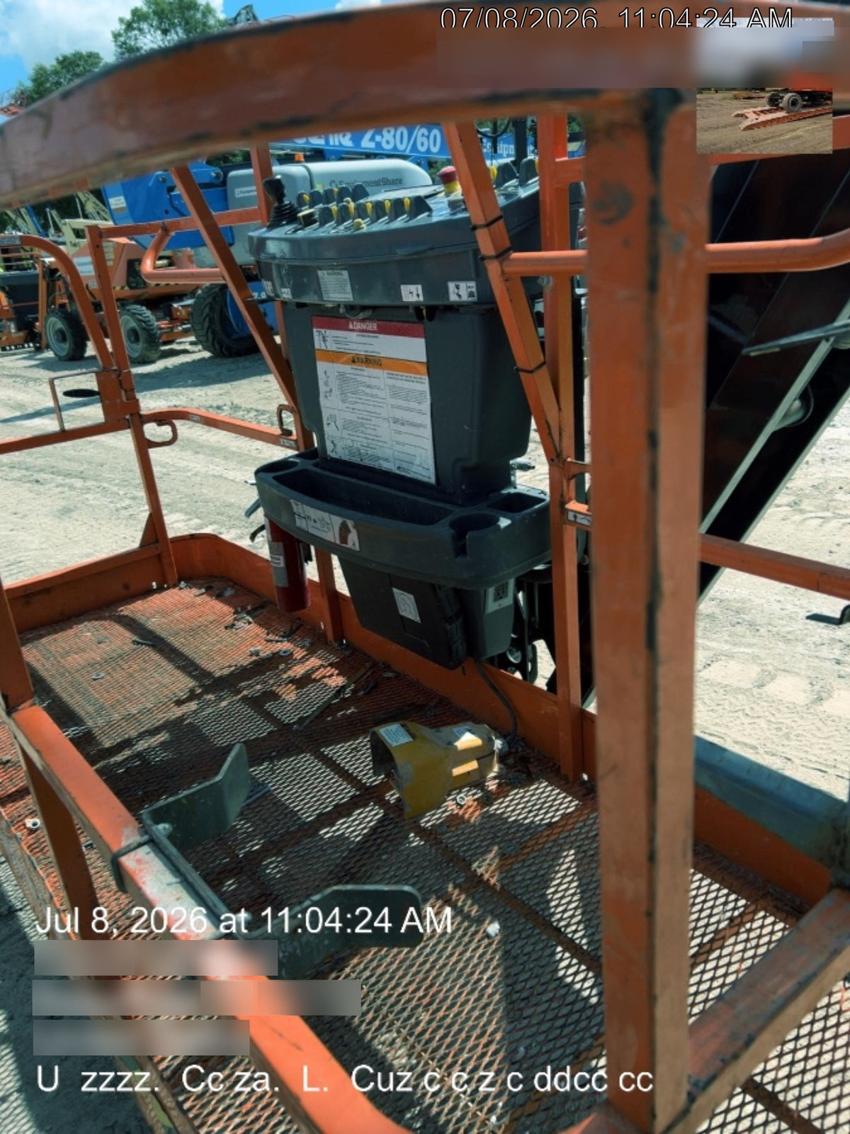 2025 JLG 800AJ