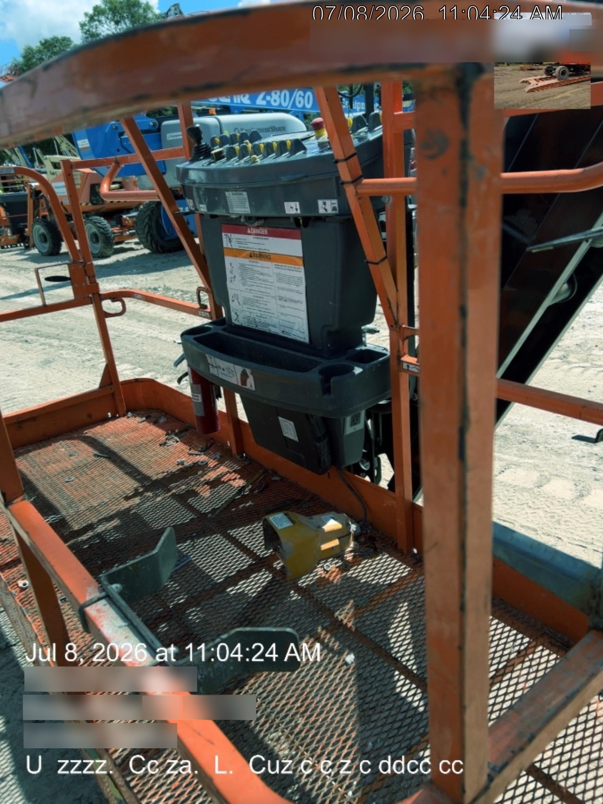 2025 JLG 800AJ