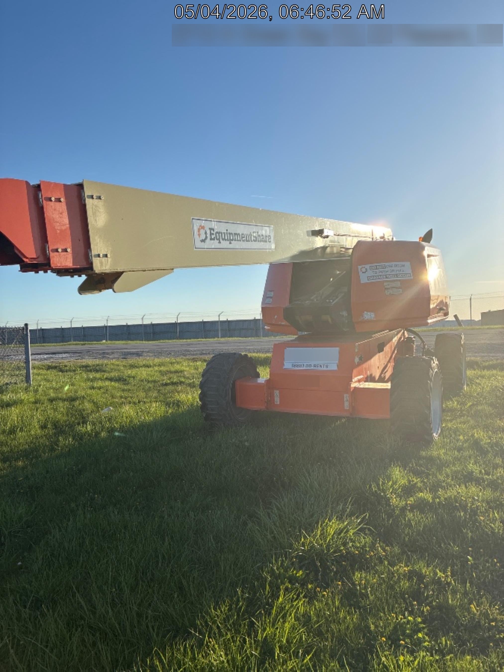 2019 JLG 660SJ