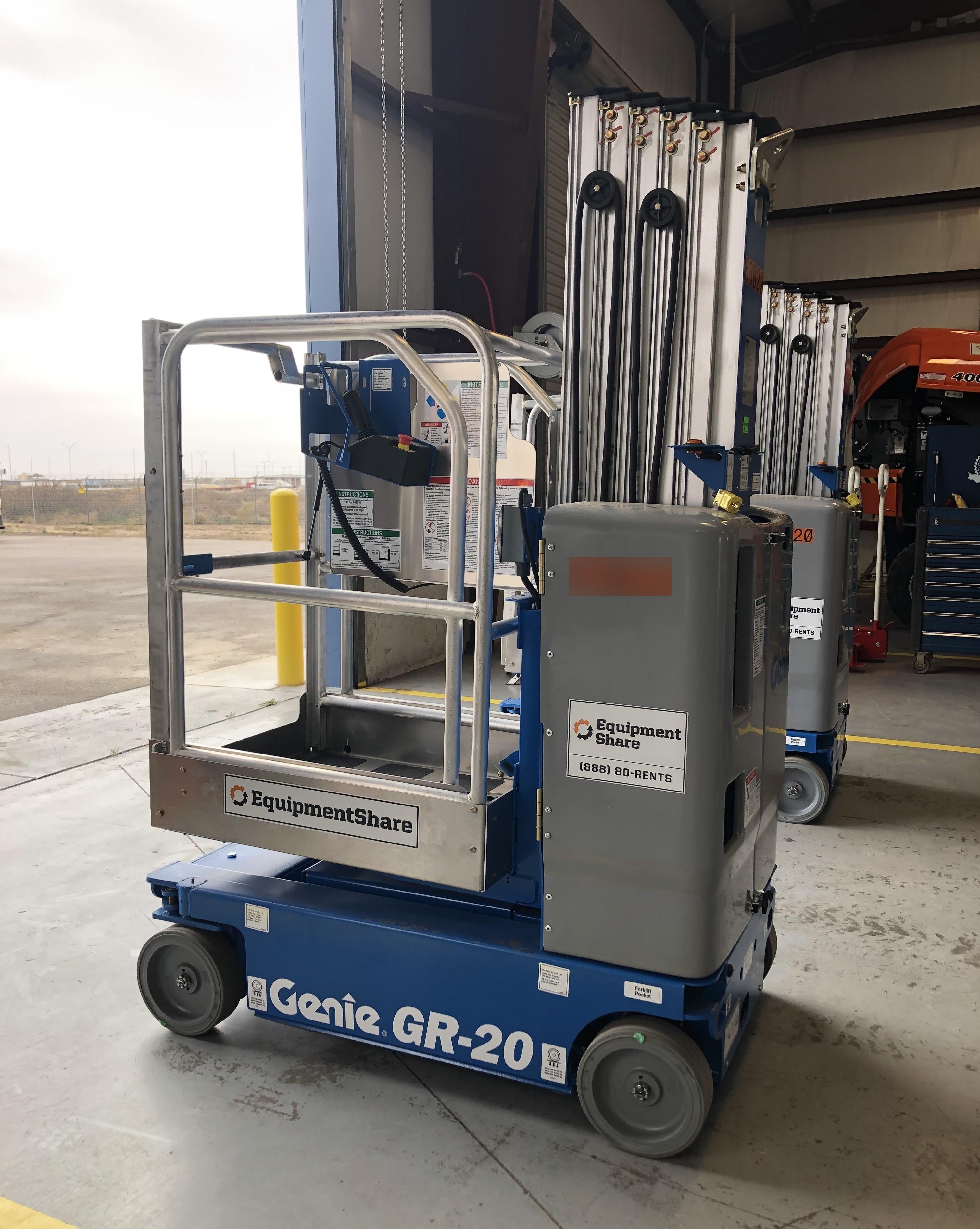 2020 GENIE GR-20
