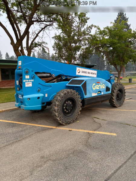 2021 GENIE GTH-844
