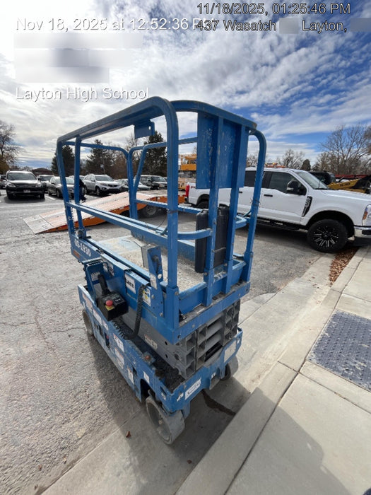 2019 Genie GS-1930 Fixed rails with chain Entry