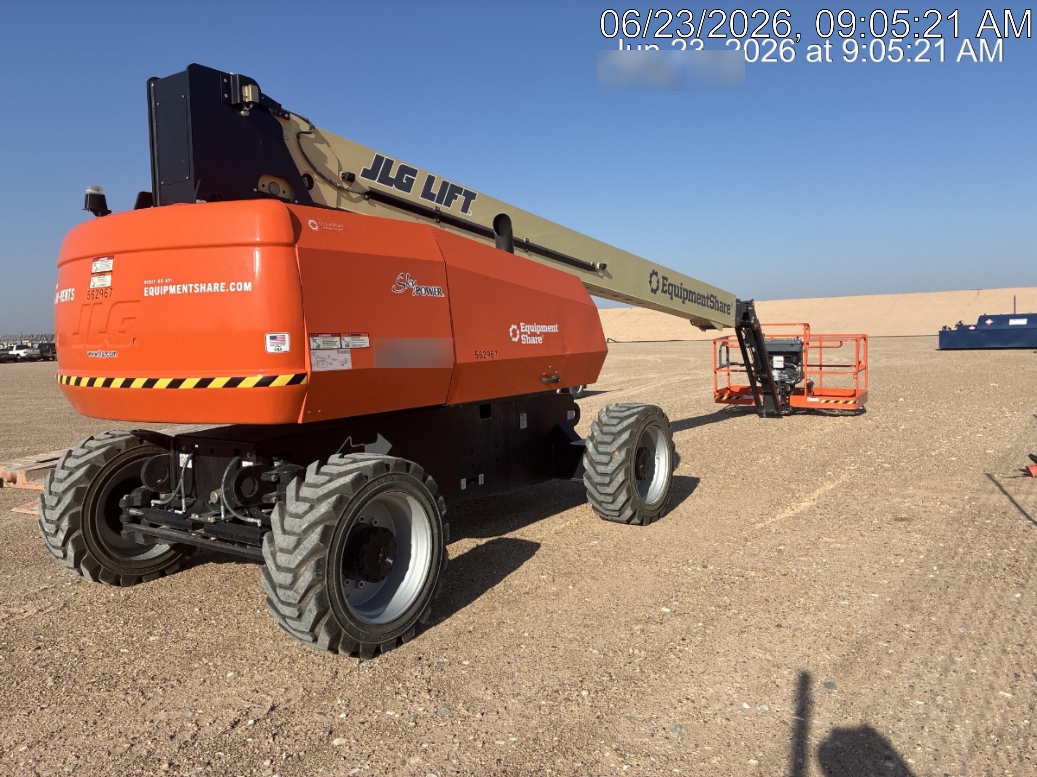2025 JLG 860SJ