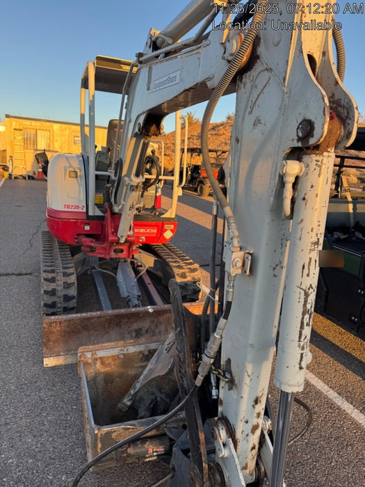 2021 TAKEUCHI TB235-2R