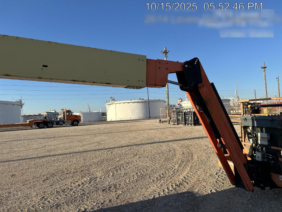 2019 JLG 800AJ