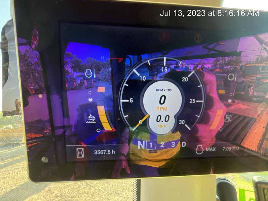 2019 Case 621G CLOSED CAB, 1 FUNCTION, JRB 416 STYLE HYD COUPLER