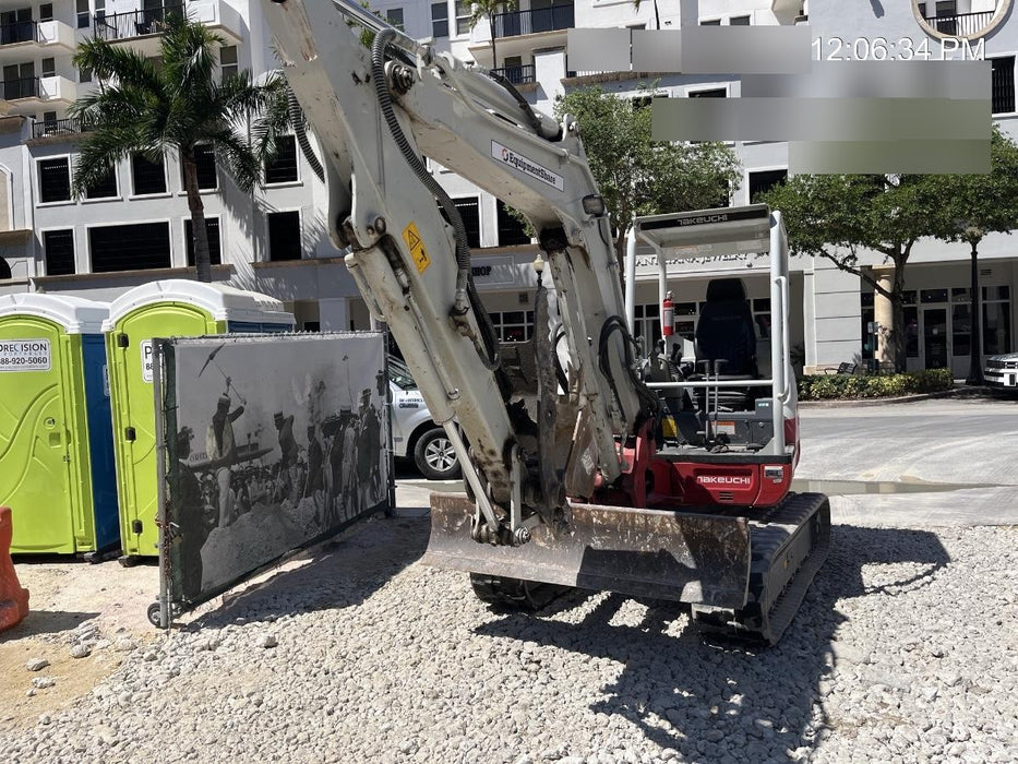 2013 WERK-BRAU 18" Bucket - Werk-Brau