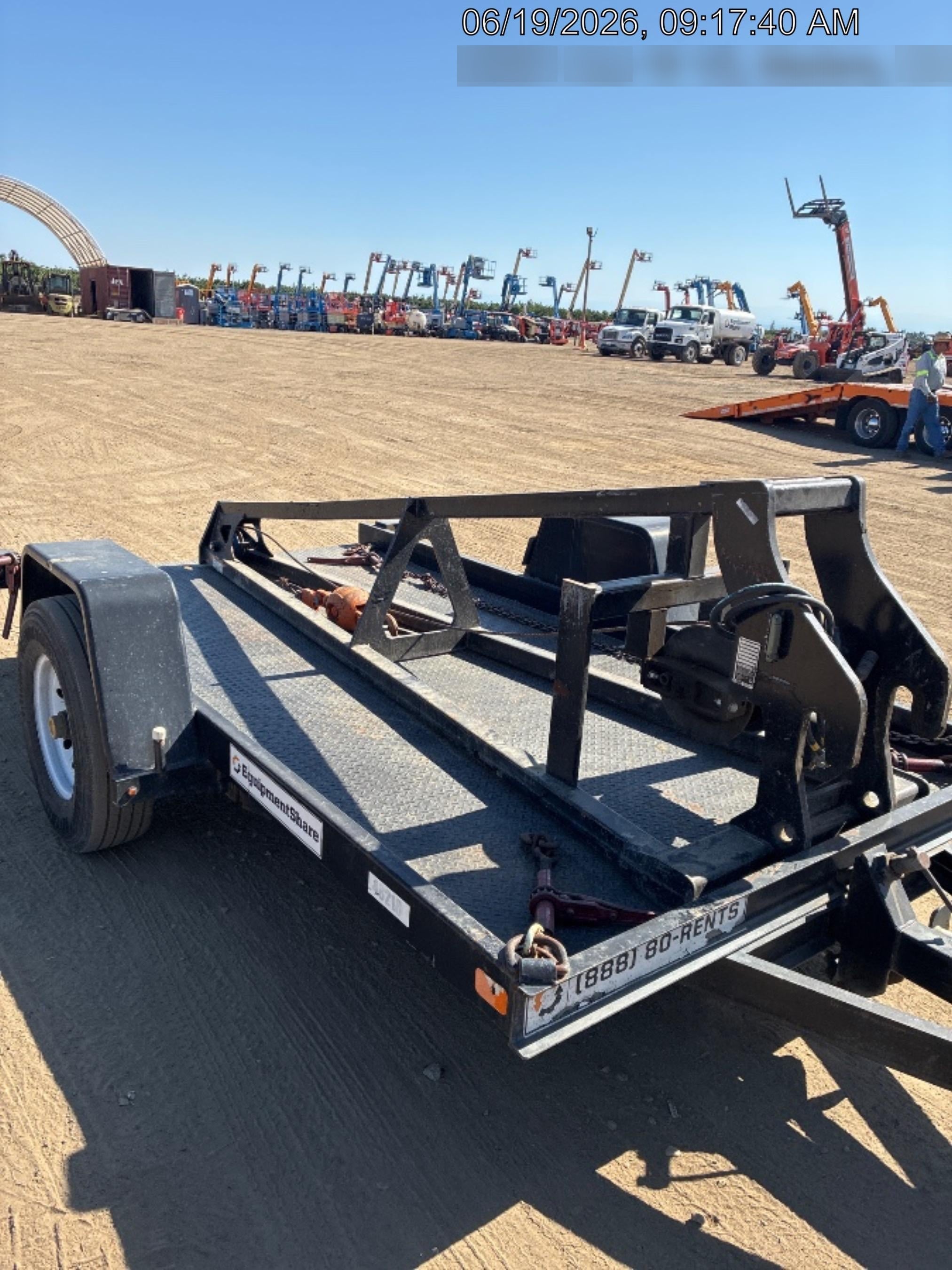 2024 JLG 1001099351