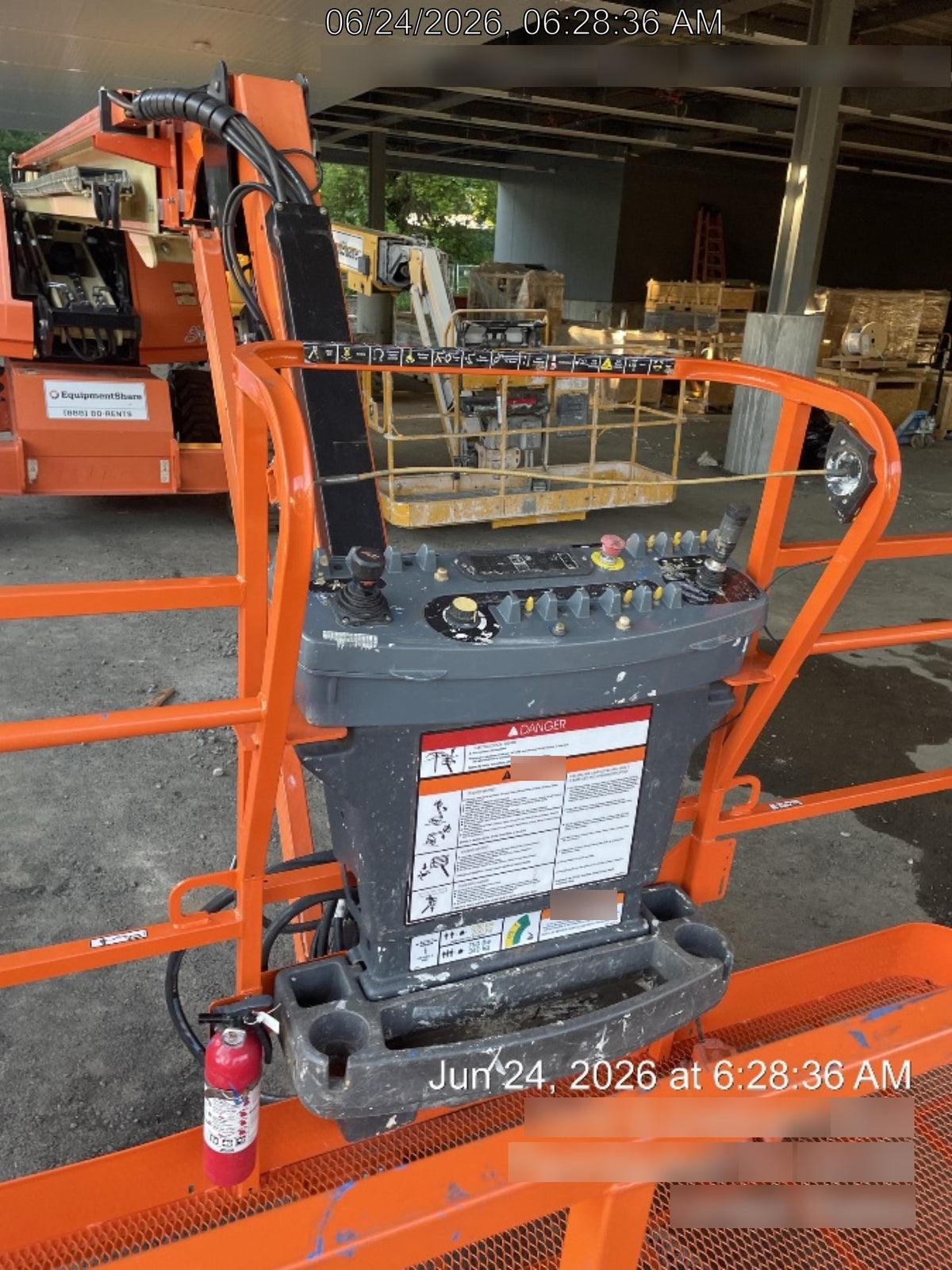2021 JLG 660SJ
