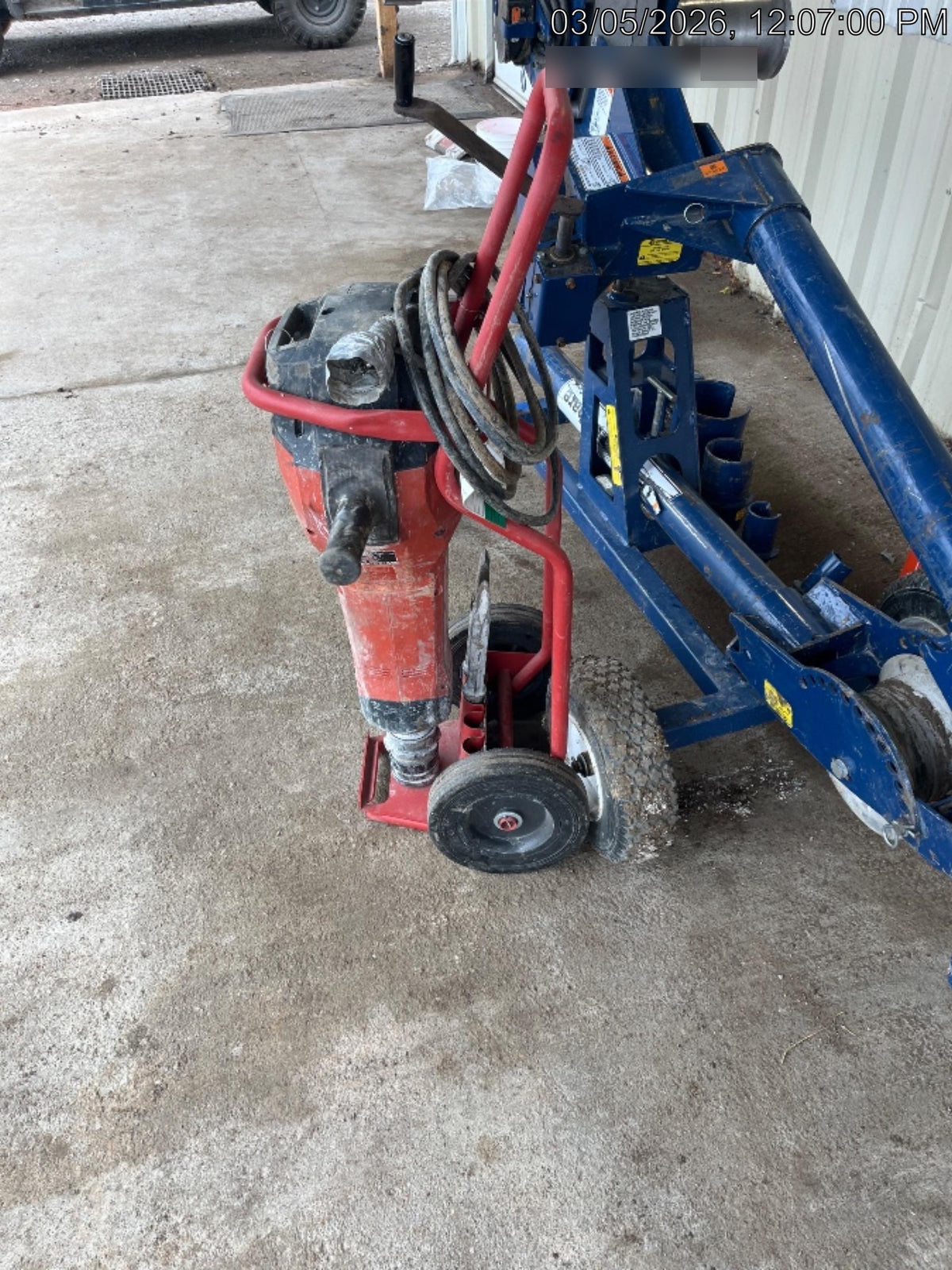 2022 HILTI TE 3000-AVR