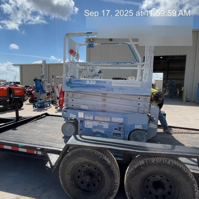 2019 Genie GS-1930 Fixed rails with chain Entry