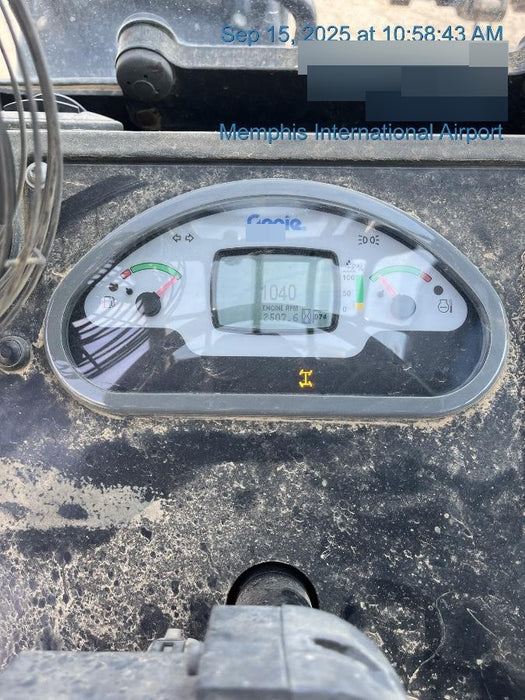 2018 Genie GTH-844 Genie GTH-844 w/Enclosed Cab w/HVAC, Work Lights, Solid Tires, Beacon, 60" Carriage and Forks