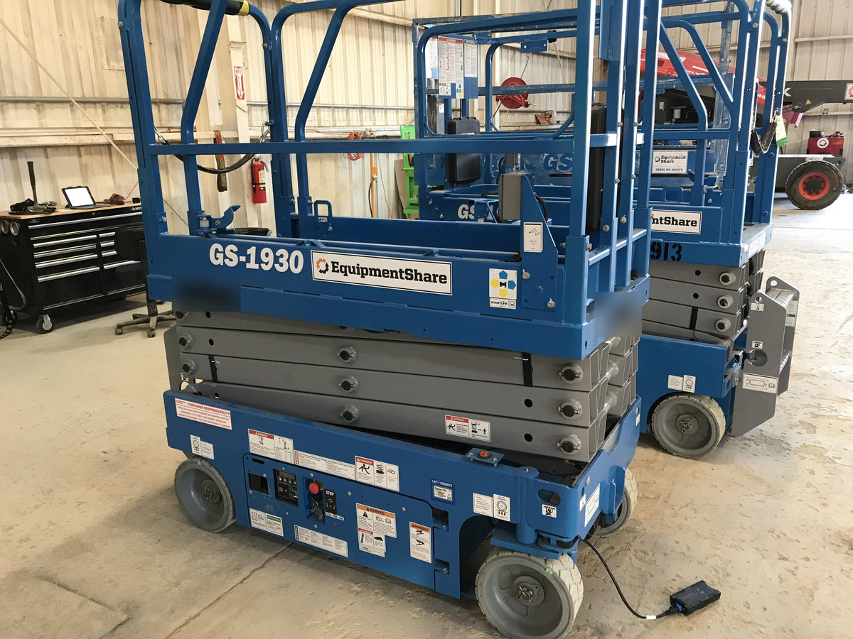 2019 Genie GS-1930 Fixed Rails with Chain Entry
