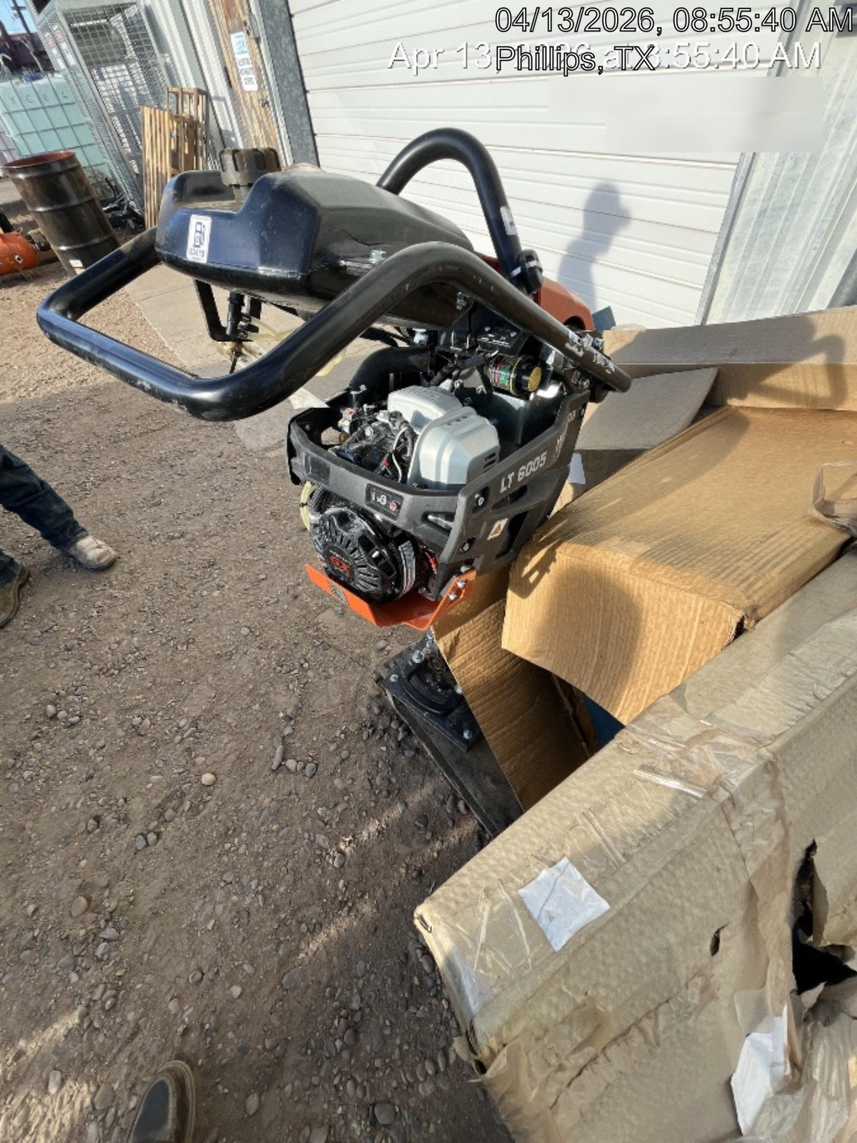2025 HUSQVARNA LT6005