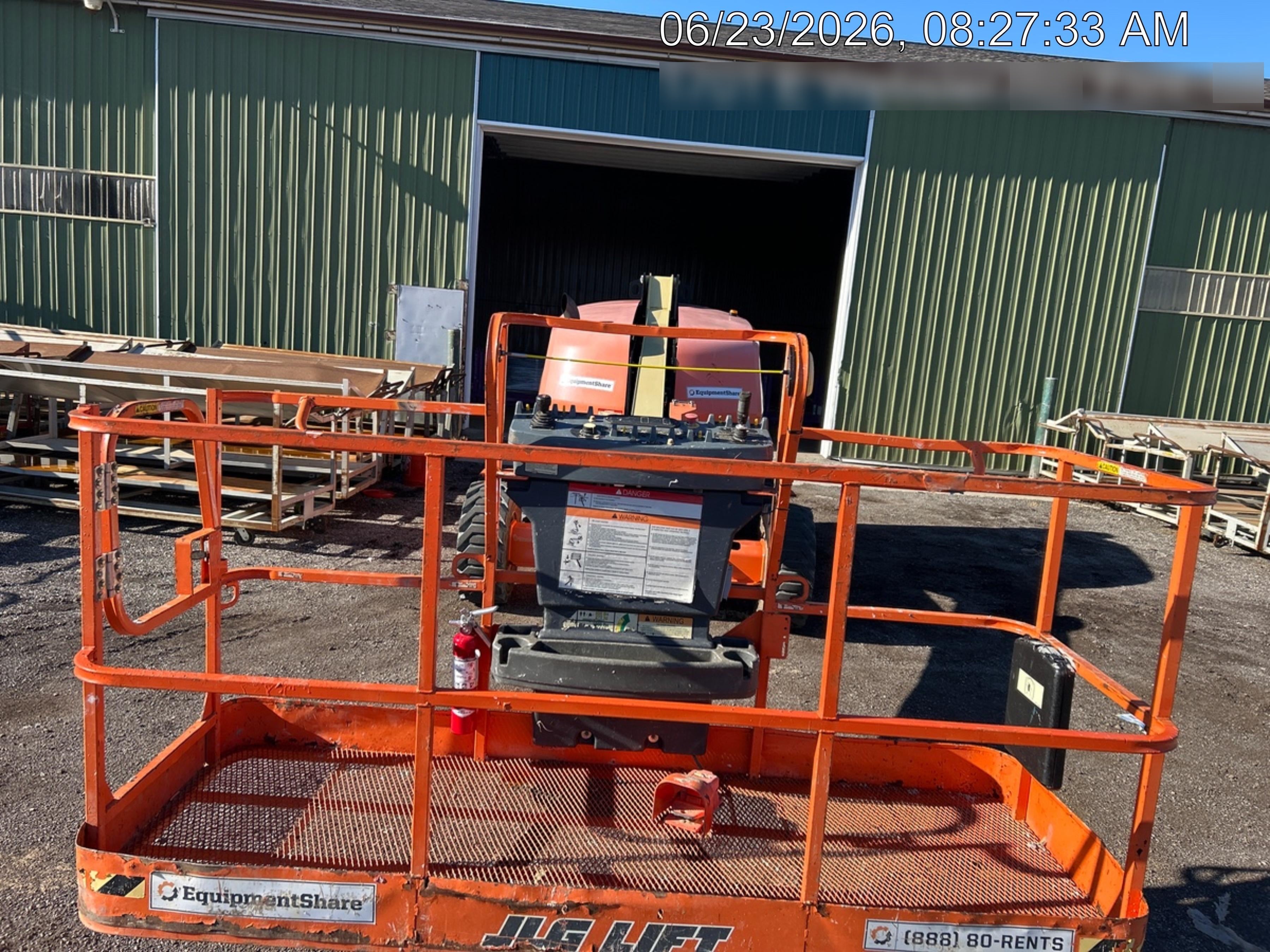 2021 JLG 400S