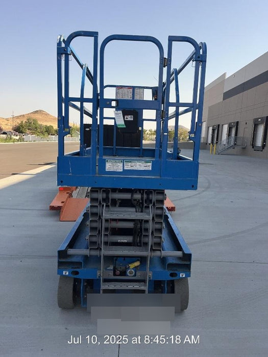 2020 Genie GS-3246 Standard, Folding full height swing gate, 800W Inverter