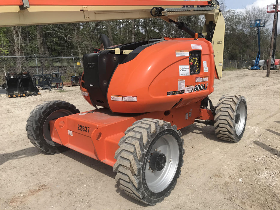 2019 JLG 600AJ