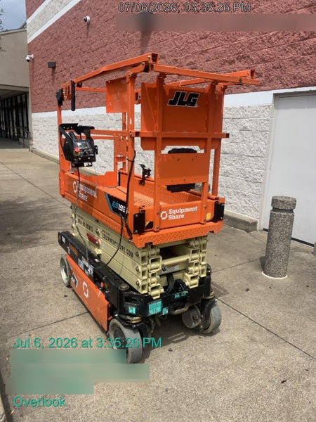 2025 JLG ES1932